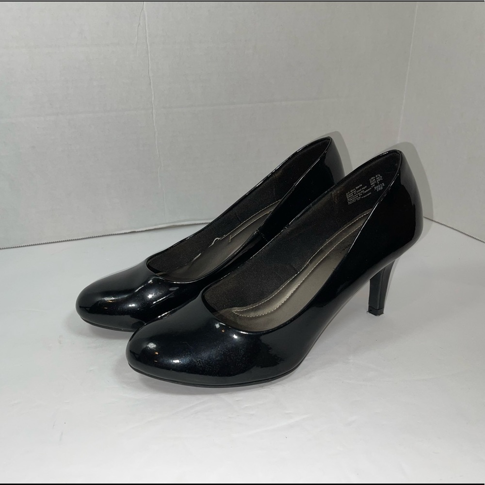 Comfort Plus By Predictions Womens Karmen Black Pumps 8 1/2